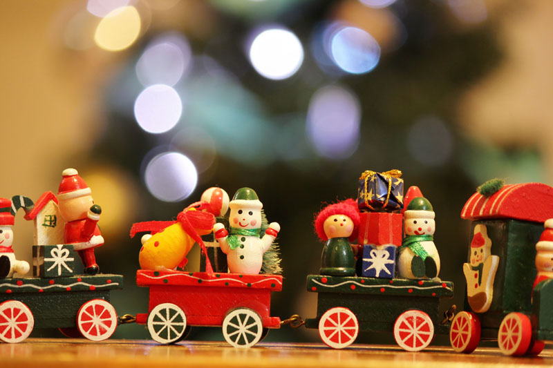 Volunteers Needed at Christmas Bazaar in Maitland