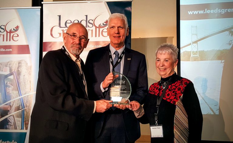 Rob Noseworthy Wins Bill Thake Memorial Award