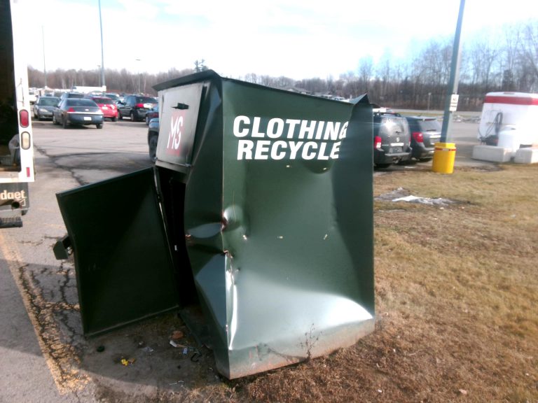 Clothing Donation Bins Stolen in Prescott and Kemptville