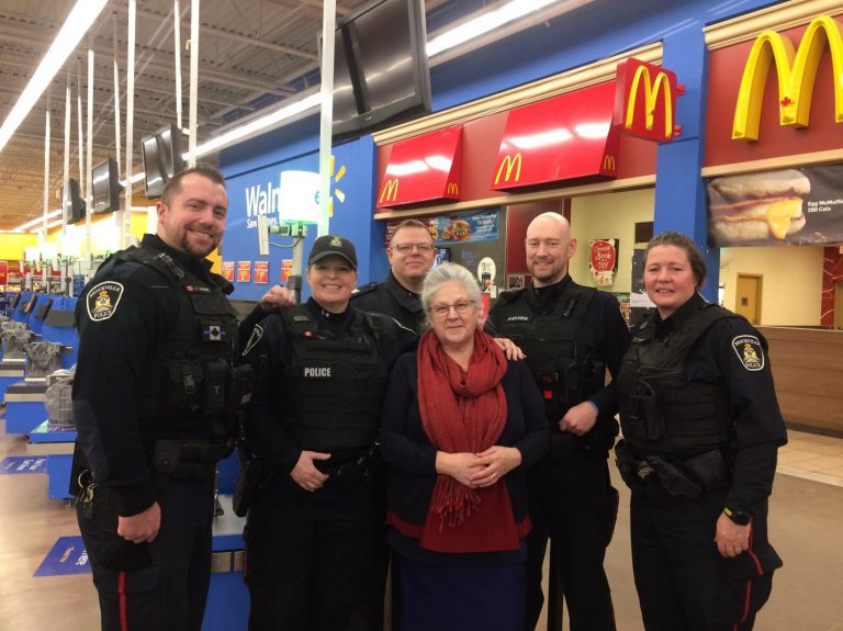 Brockville Police Continue Random Acts of Christmas