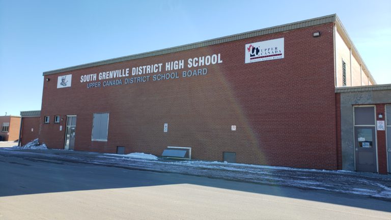 Mandatory COVID-19 Screening For UCDSB High School Students To Take Effect Wednesday