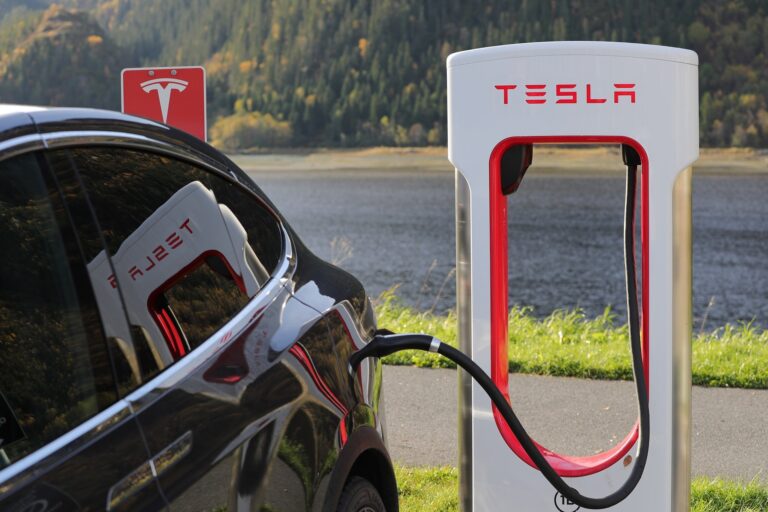 Tesla announces “Supercharger” charging station coming to Kemptville